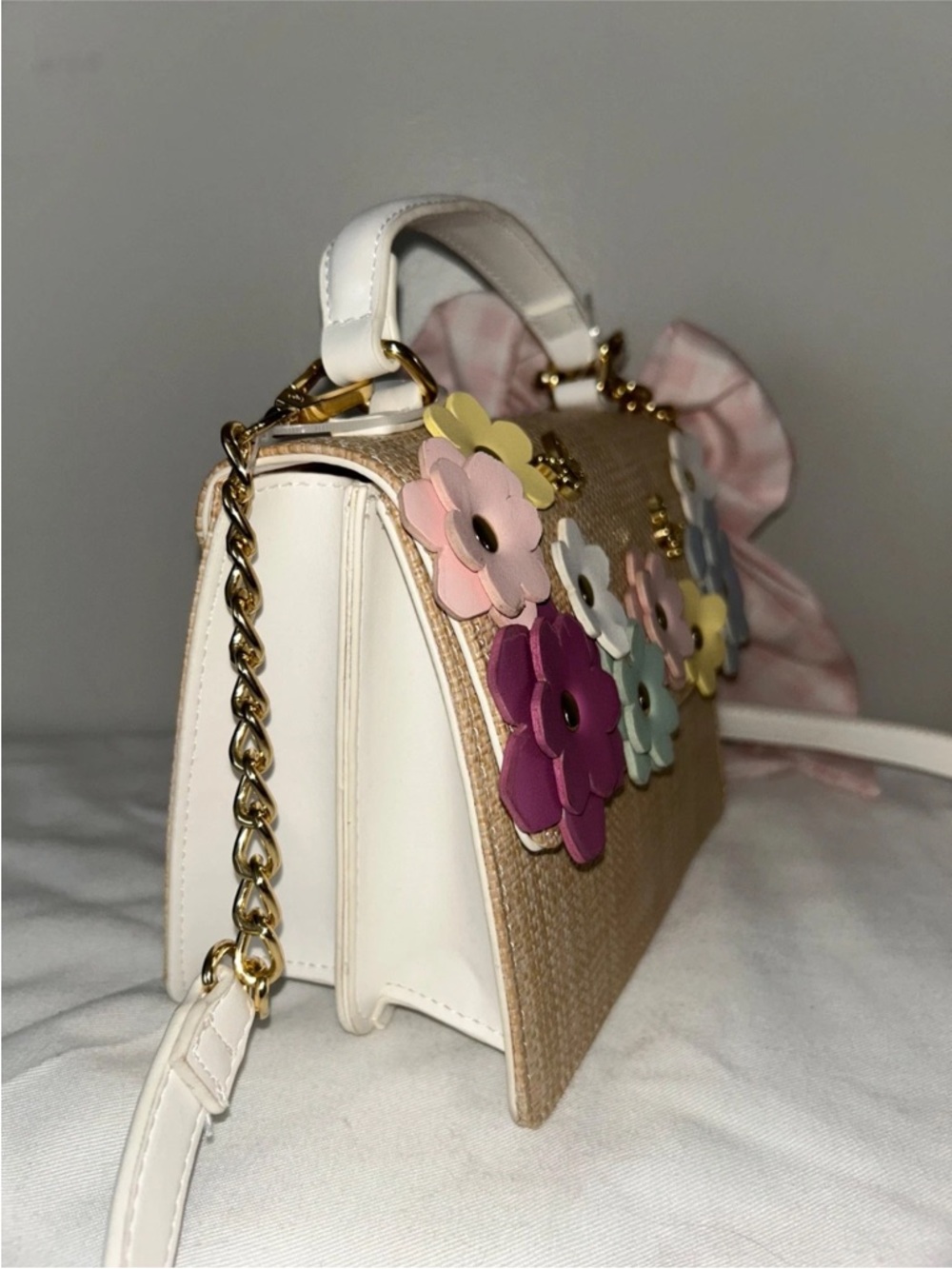 NEW! NWT BETSEY JOHNSON XOMYLO2 Wicker Floral Butterfly Satchel Bag Beige Multi - Picture 7 of 11